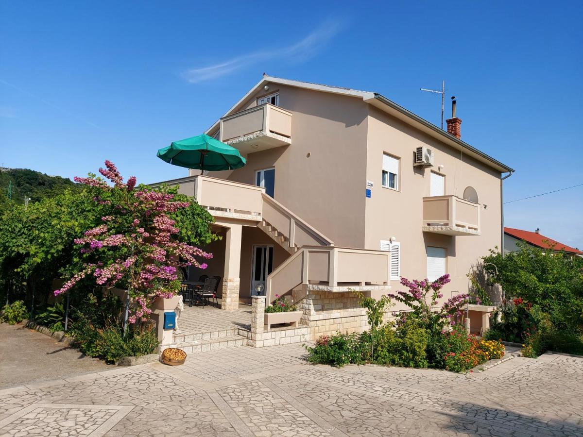 Palit Apartman Anka מראה חיצוני תמונה